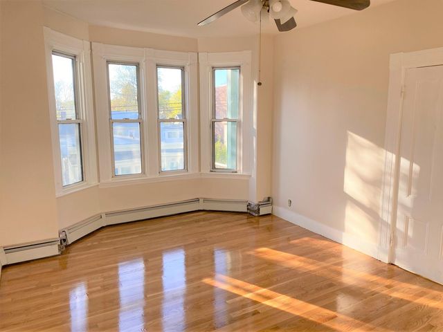 90 Norfolk St #5, Cambridge, MA 02139