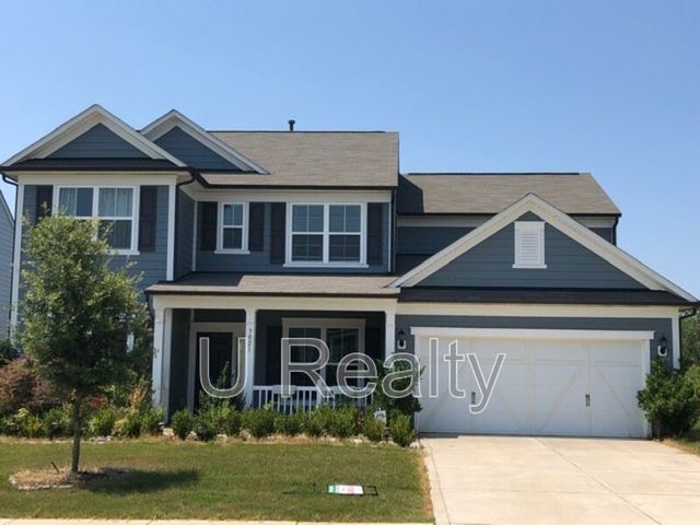 3021 Palm Dr, Fort Mill, SC 29715