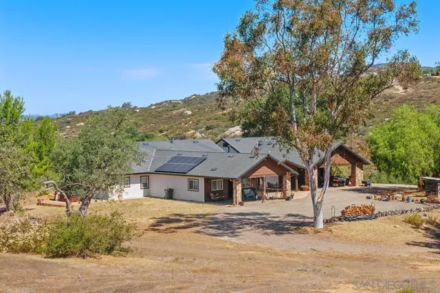 23895 Ladrido Ln, Ramona, CA 92065