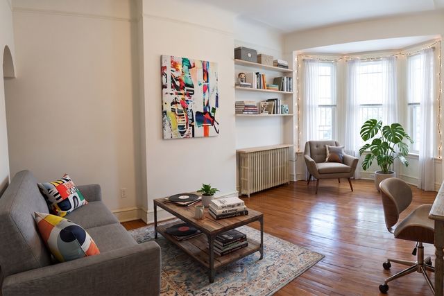 4103 Locust St #1, Philadelphia, PA 19104