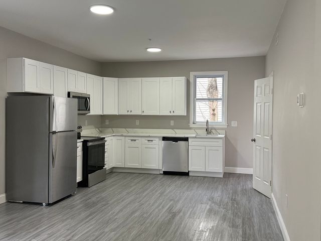 41 Fowler St #2A, Dorchester, MA 02121