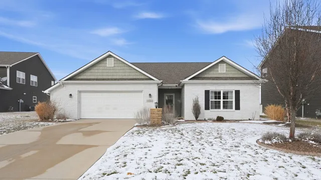 13344 Synch Ct, Fort Wayne, IN 46814