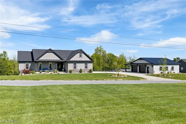 64568 Mount Olivett Rd, Barnesville, OH 43713