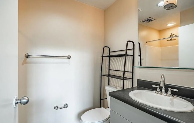 182 Gay St #606, Philadelphia, PA 19128