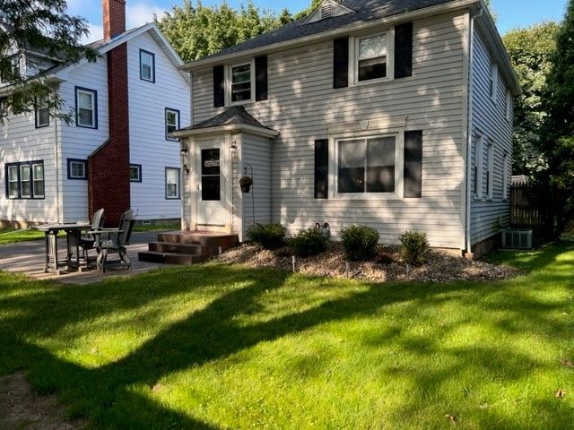 59 Falleson Rd, Rochester, NY 14612