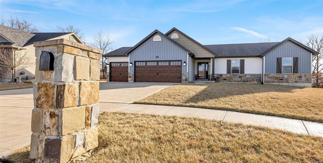 126 Albany Manor Dr, Wentzville, MO 63385