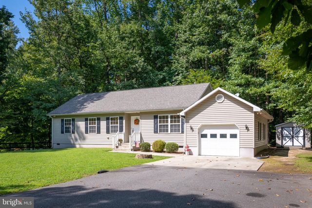 8329 Delegate Dr, King George, VA 22485