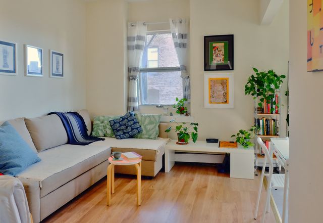 55 Queensberry St #12A, Boston, MA 02215