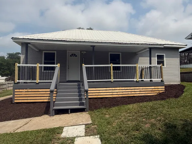 412 Hale St, Ansley, NE 68814