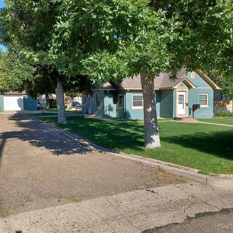 823 S  7th St, Rocky Ford, CO 81067