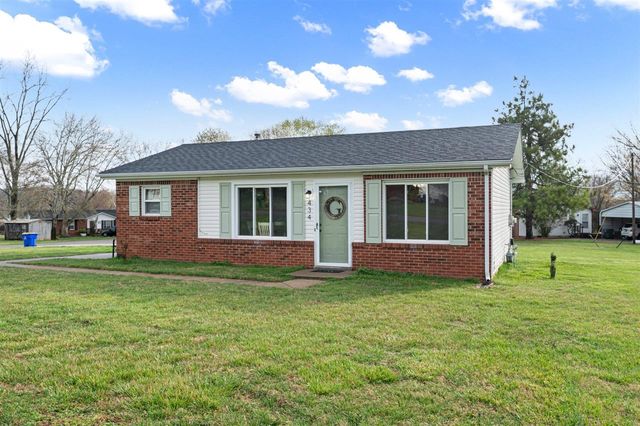434 Countrywood Pl, Bowling Green, KY 42101