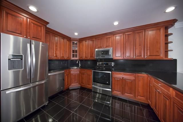 400 Adams Way #d6a8cd90d, Sayville, NY 11782