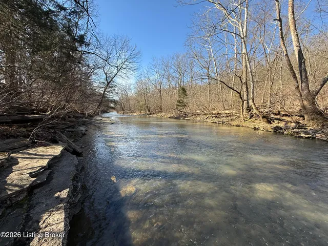 1255 Mike Brown Ln, Taylorsville, KY 40071