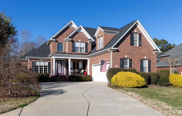 174 Lake Commons Dr, Rock Hill, SC 29732