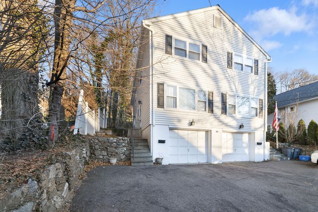 49 Pemberwick Rd #B, Greenwich, CT 06831