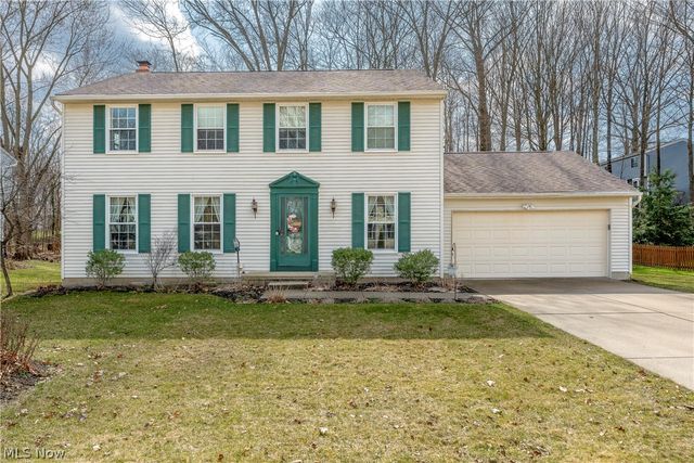 2474 Silver Springs Dr, Stow, OH 44224