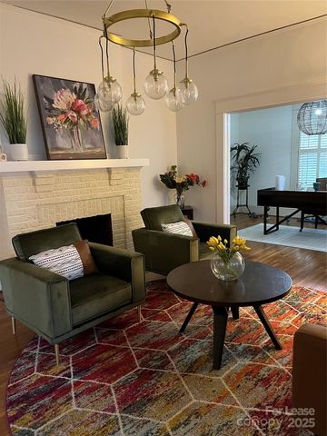 2615 Sharon Rd, Charlotte, NC 28211