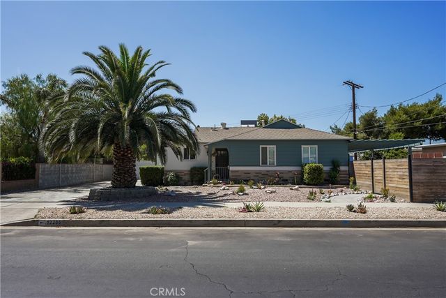 12206 Stagg St, North Hollywood, CA 91605