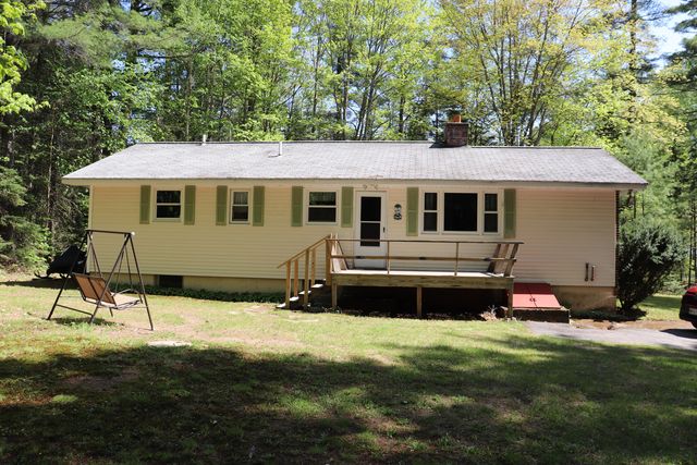434 County Road, Milford, ME 04461
