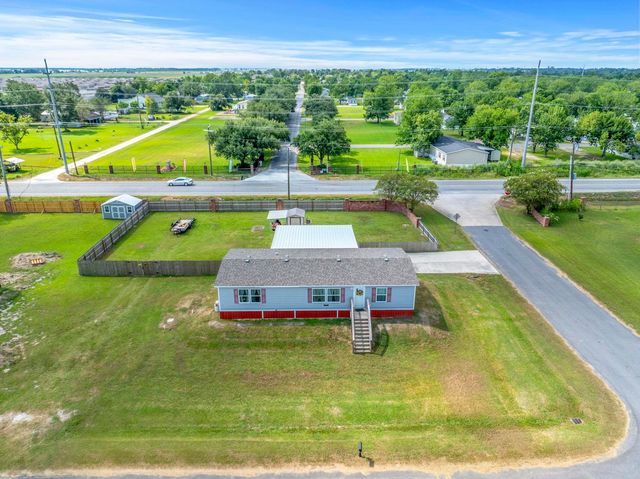 6677 Foxwood Dr, Lake Charles, LA 70615