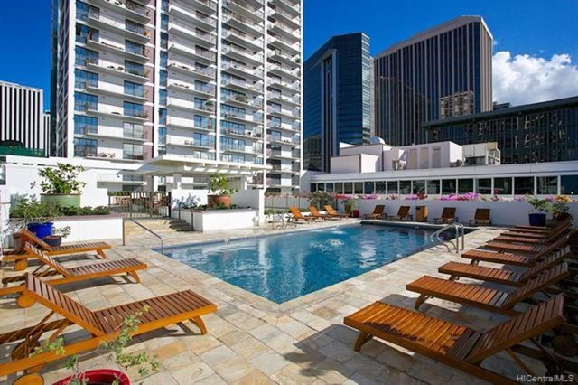 700 Richards St #1009, Honolulu, HI 96813