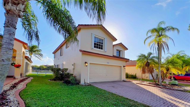 1361 NW 192nd Ter, Hollywood, FL 33029