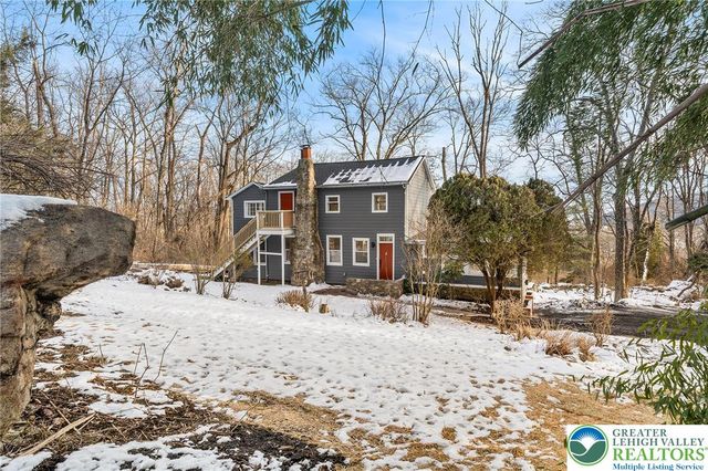 370 Raubsville Rd, Easton, PA 18042