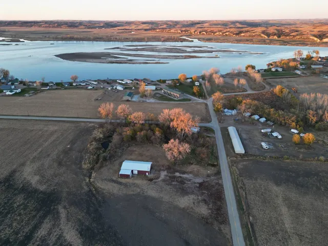 1 Rayder Swanson Rd, Niobrara, NE 68760