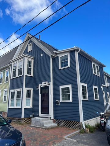 21 Union St   #A, Portsmouth, NH 03801