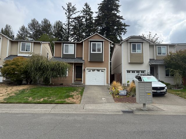 13203 68th Avenue Ct E, Puyallup, WA 98373