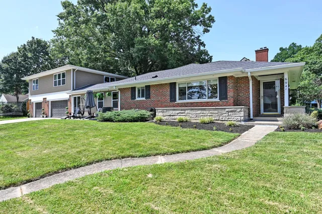 6941 Rosemary Ln, Cincinnati, OH 45236