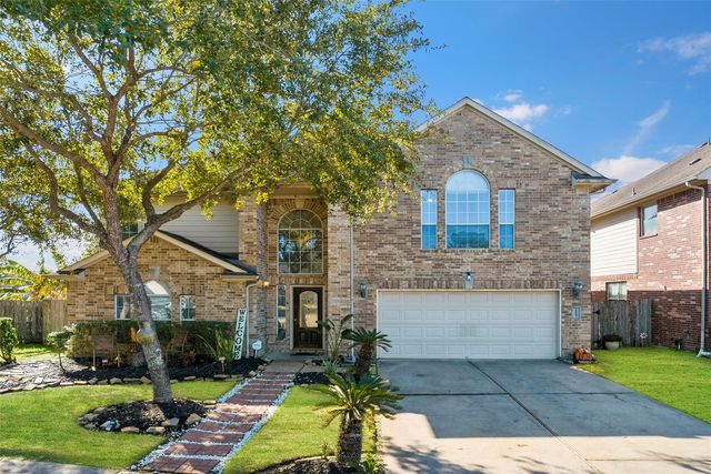 12504 Short Springs Dr, Pearland, TX 77584