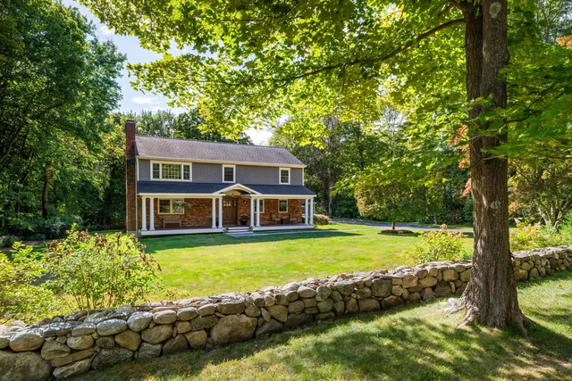 46 Old Farm Road, Weston, CT 06883