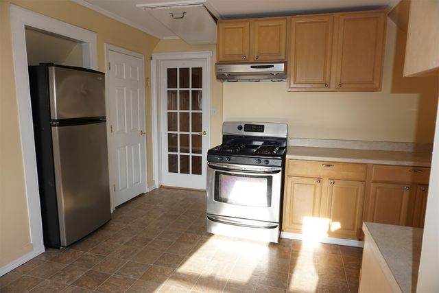 1575 W  Broad St, Stratford, CT 06615
