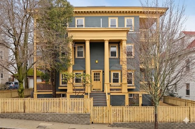 97 Montebello Rd #6, Jamaica Plain, MA 02130