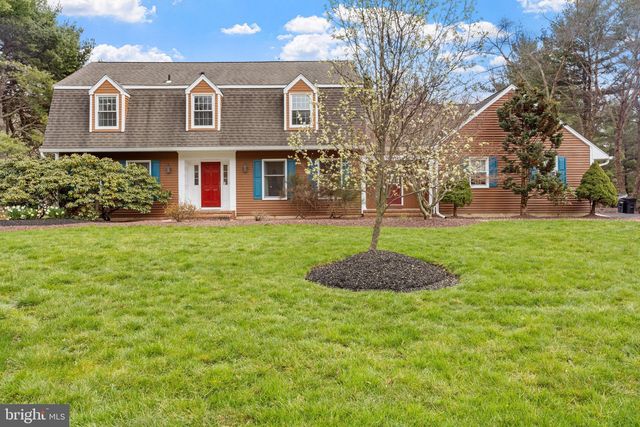 4 Foxboro Ct, Princeton Junction, NJ 08550