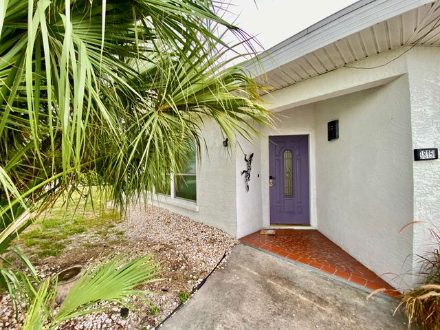 3815 S  Shade Ave, Sarasota, FL 34239