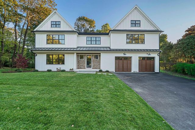 7 Ashcroft Rd, Sharon, MA 02067