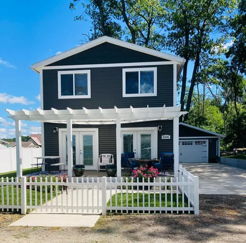 8306 Branch Rd, Orleans, MI 48865