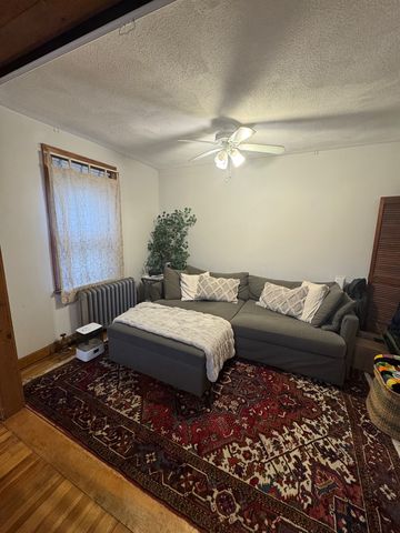 291 Columbia St #2, Cambridge, MA 02141