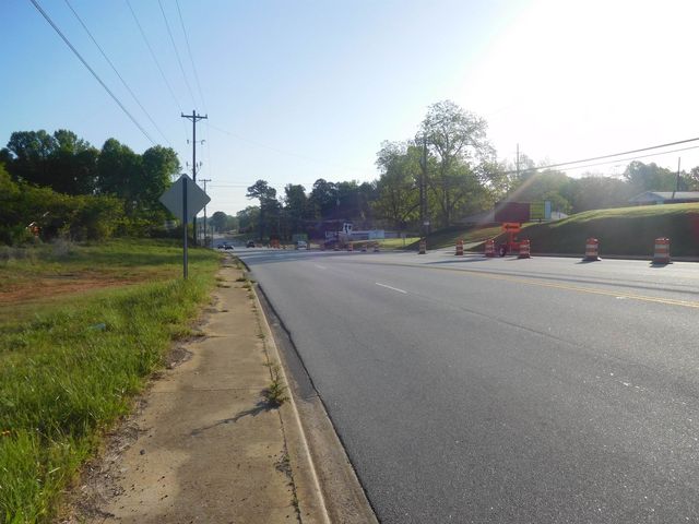 N  Limestone St, Gaffney, SC 29341