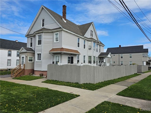 1211 Lansing St, Utica, NY 13501