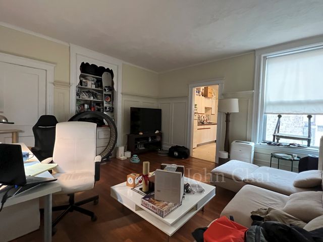 1118 Commonwealth Ave #1A, Boston, MA 02134
