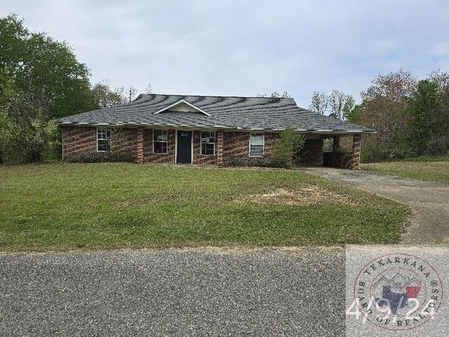 323 S  Crawford St, Mineral Springs, AR 71851