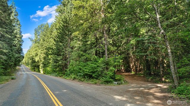4273 Kachess Lake Road, Easton, WA 98925