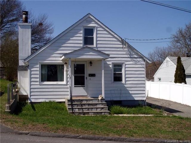 52 Camp St, Watertown, CT 06779