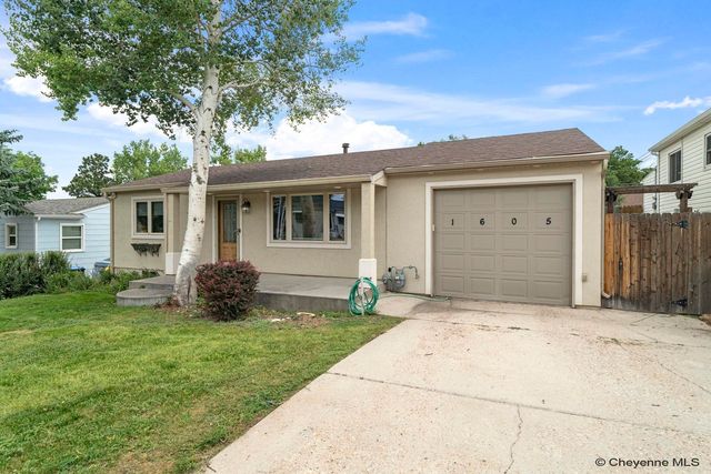 1605 Goshen Ave, Cheyenne, WY 82001