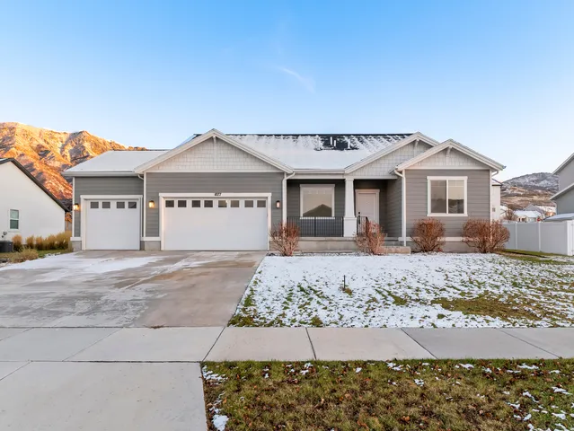 1077 S  Red Barn View Dr, Santaquin, UT 84655