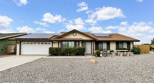 13188 Red Cedar Ave, Victorville, CA 92392