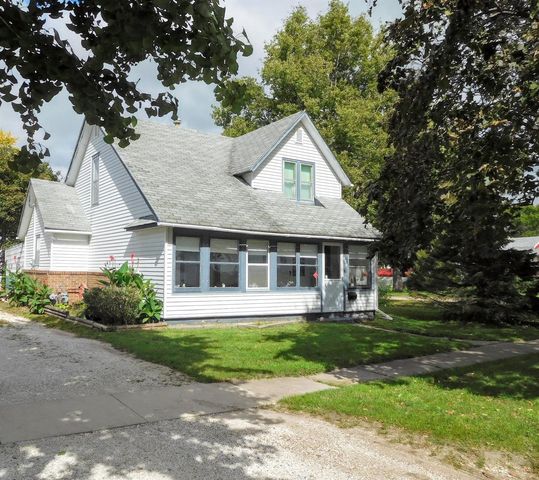 800 W  Lincoln Way, Jefferson, IA 50129